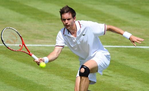 Mahut, au sommet de son tennis, double la mise à Newport