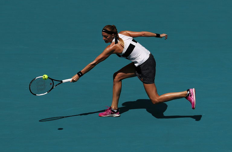 Une sieste et une victoire pour Kvitova à Miami, Andreescu revient sur terre