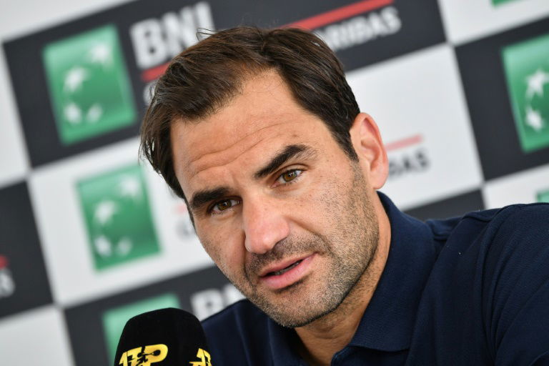 La pluie à Rome renvoie Federer, Nadal et Djokovic à jeudi