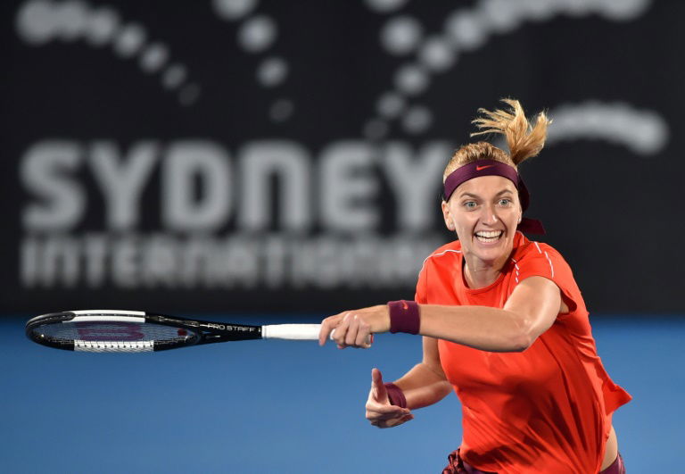 Kvitova blasts past Kerber and into Sydney semis