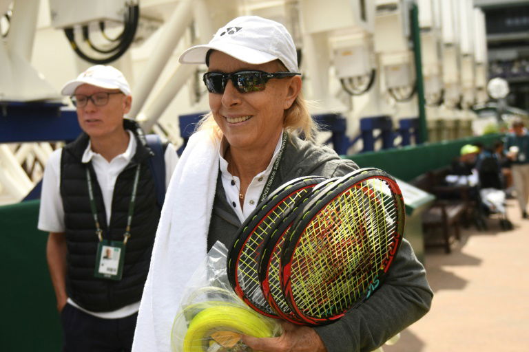 Navratilova to Serena: Even if guys do it, it's wrong