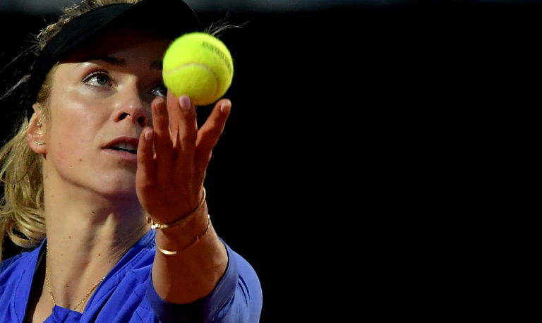 Svitolina off the mark in Rome, Sharapova battles through rain