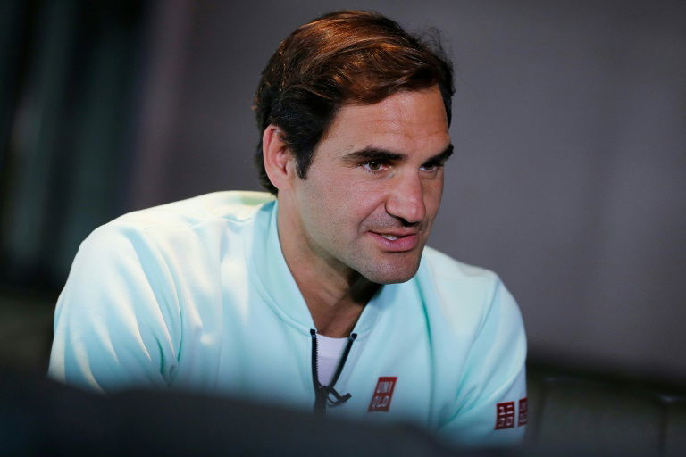 Federer rallies to beat 46th-ranked Albot in Miami opener