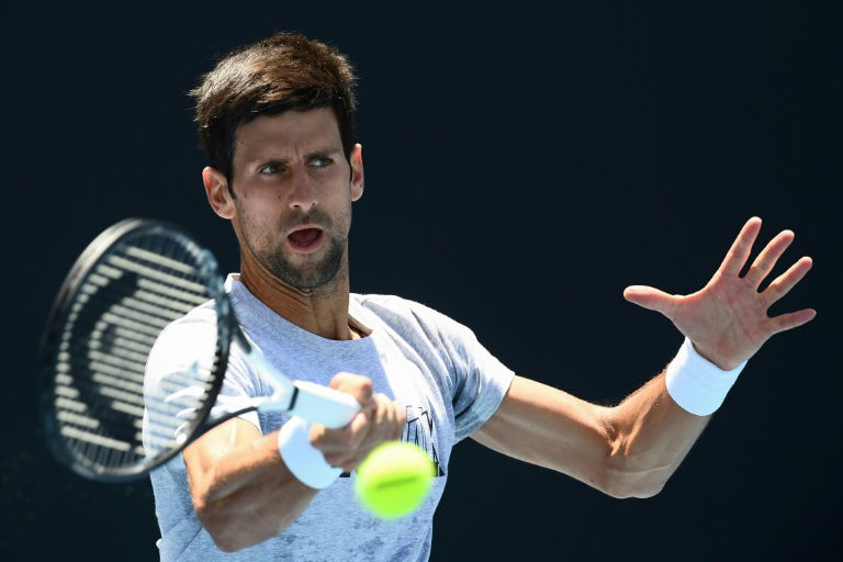Open d'Australie: Djokovic et Serena Williams entrent en lice