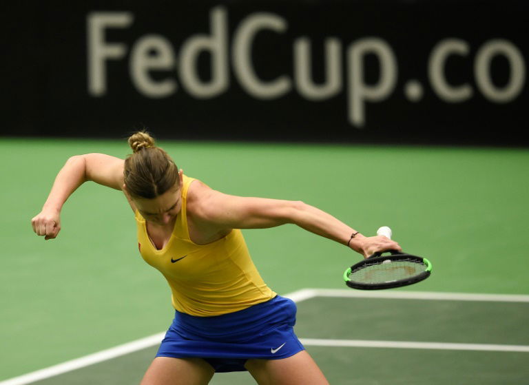 Former number ones Halep, Pliskova off to winning Fed Cup starts